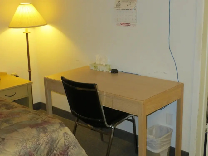Lazy J Motel