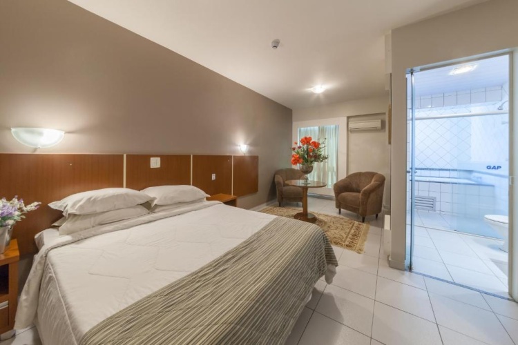Suite with view