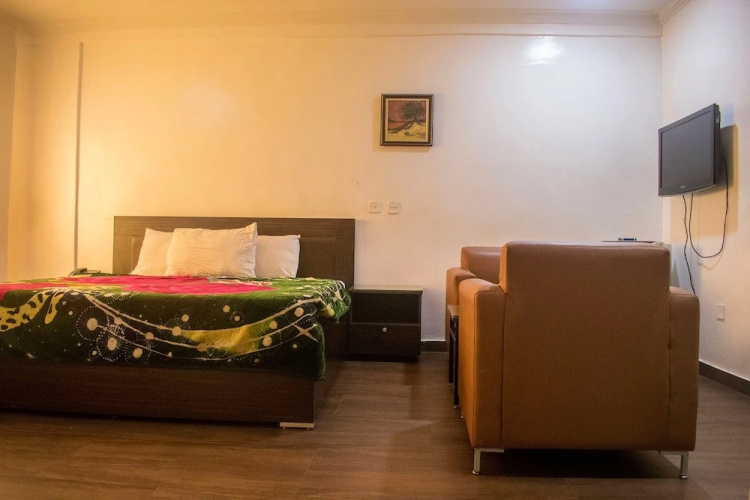 Exquisite Suites & Conference Centre