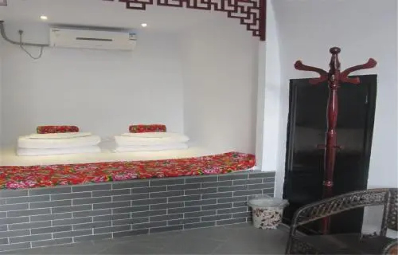 Xinwanyi Hotel