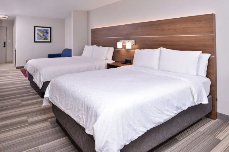 Quadruple Suite