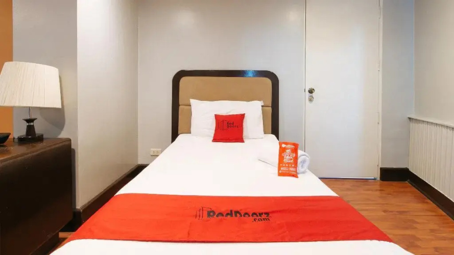 Arzo Hotel Manila