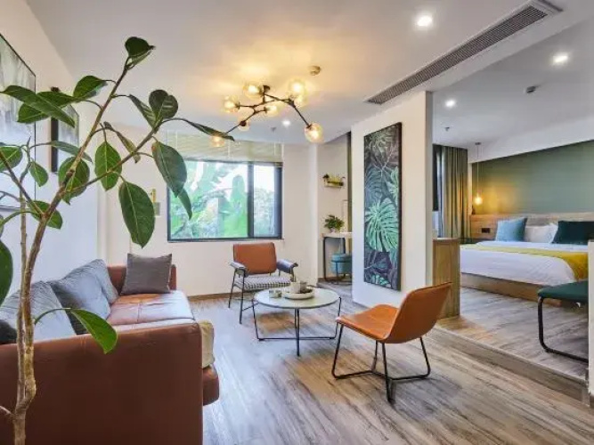 Leaf Time Art Hotel