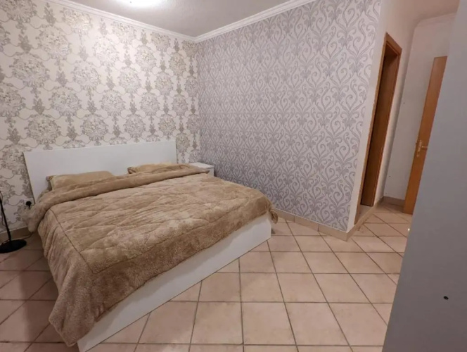 Spacious 3 bedroom apartment