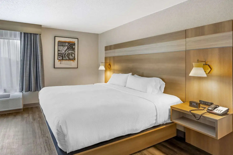 Holiday Inn Express