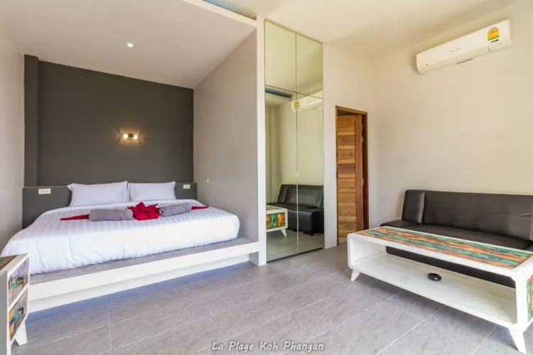 Standard Double room with balcony and with garden view