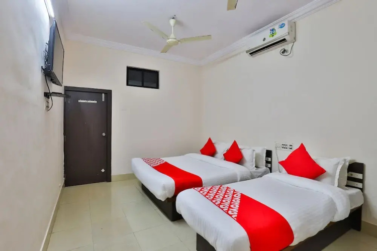 OYO 22020 Hotel Shakti