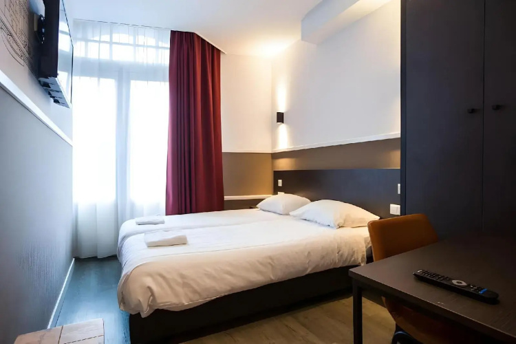 Hotel Manofa
