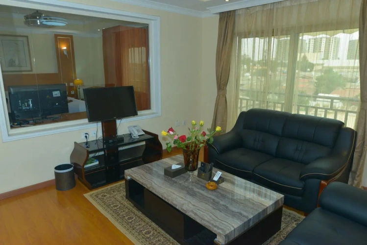 2 Bedrooms Apartment