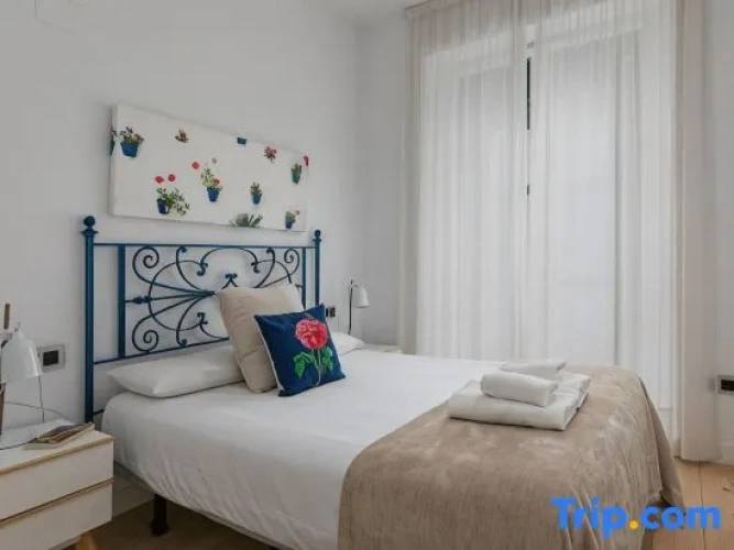 1 Bedroom Double Apartment