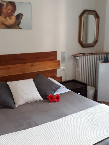 Standard Double room with partial sea view