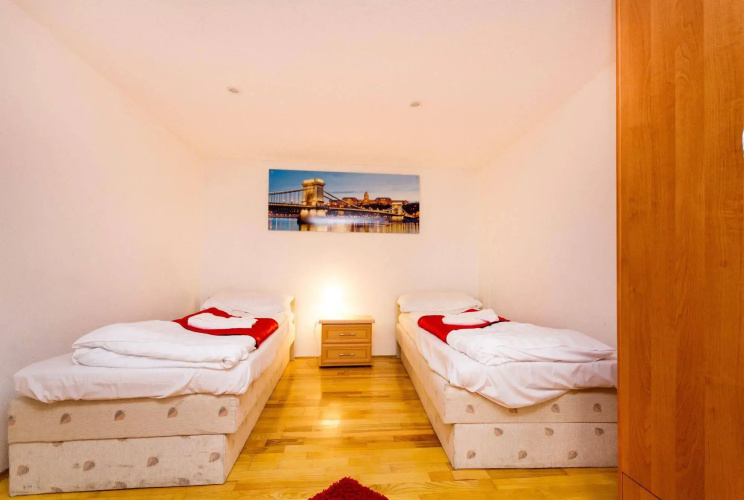 Like Home Opera Apartments