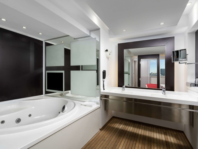Novotel Bucharest City Centre photo 24