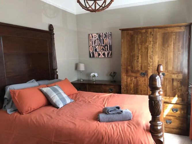 Clubmoor Rooms