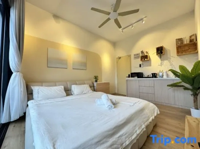 2 Bedrooms Double Apartment