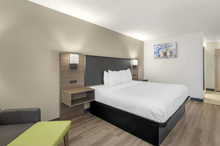 Best Western Plus York Hotel & Conference Center