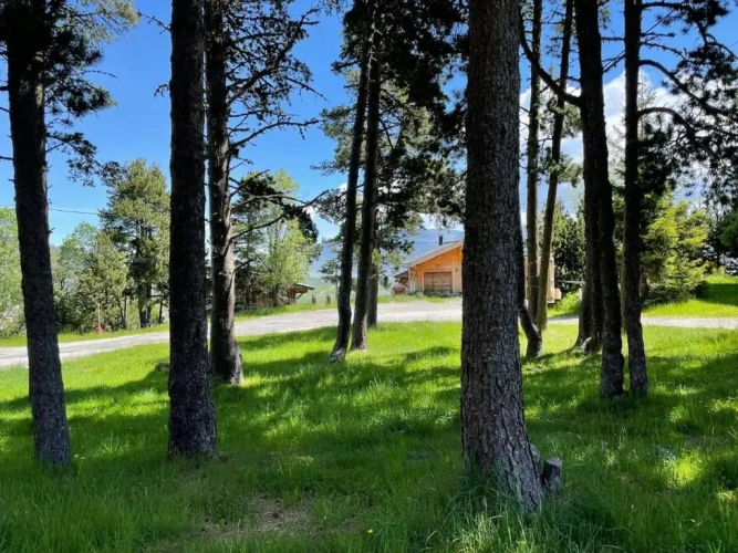 2 Bedrooms Chalet