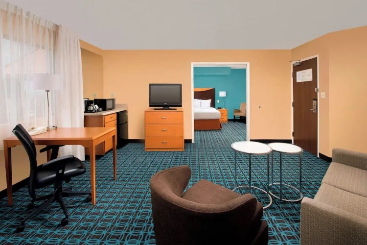 1 Bedroom Suite