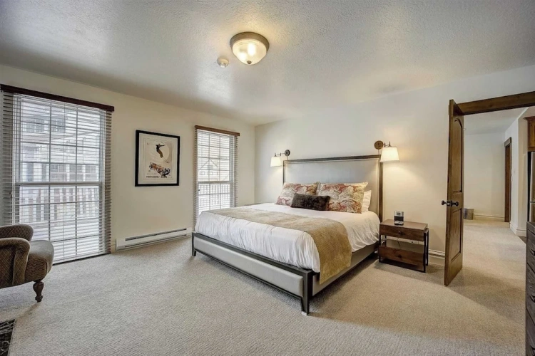 3 Bedrooms Cottage with balcony