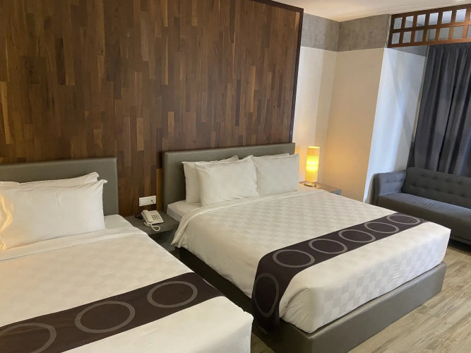 Frame Hotel