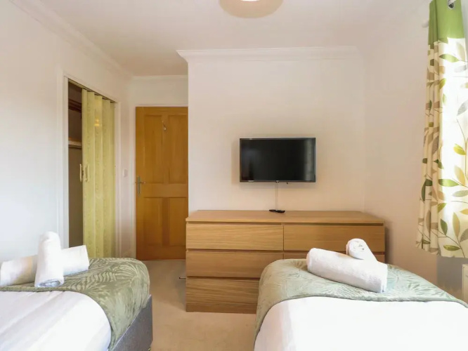 19 Stablefield Way