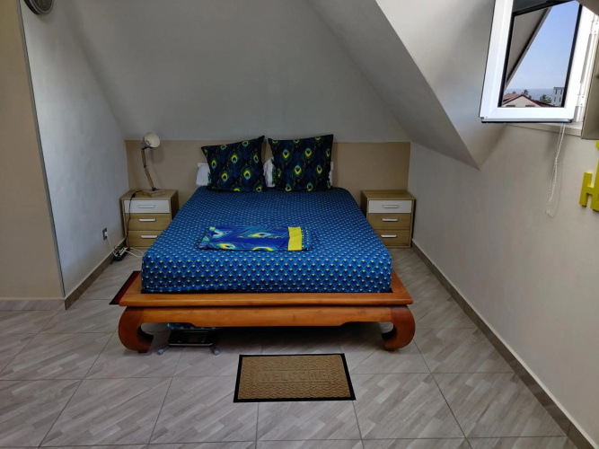 F2 My PLACE TO REST