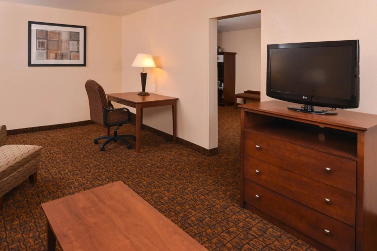 2 Bedrooms Double Suite