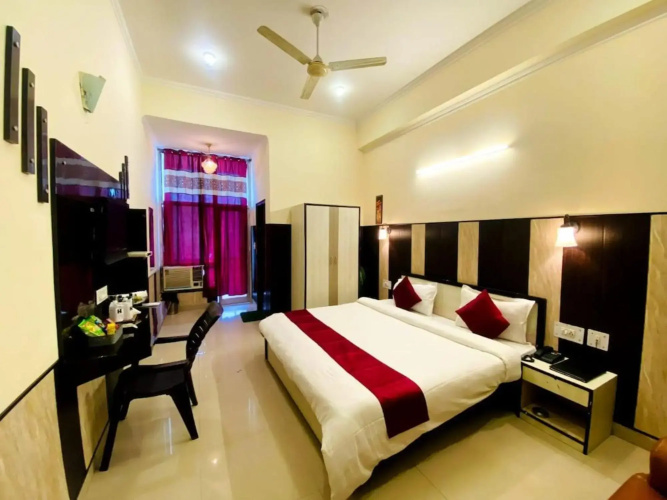 Hotel Happy Stay