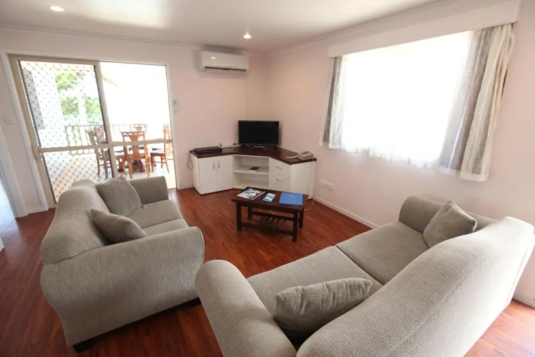 2 Bedrooms Apartment with balcony