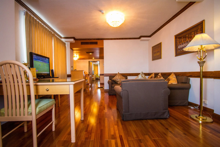 Thong Tarin Hotel