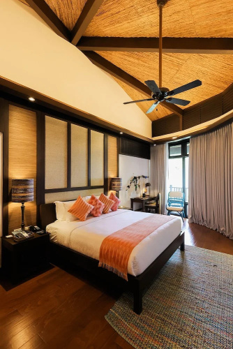 Lihim Resorts