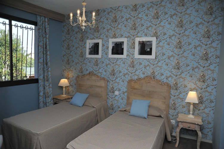 Hotel l'Aragon, à 50m de la cité de Carcassonne