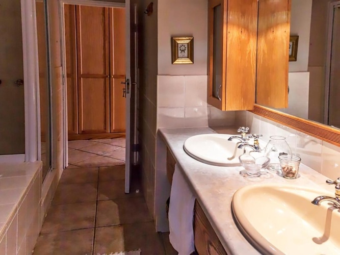 Deluxe Double room with view