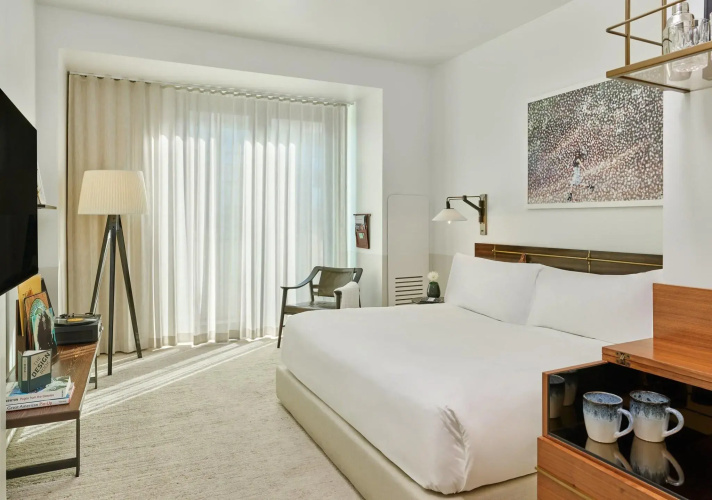 Halcyon - a hotel in Cherry Creek