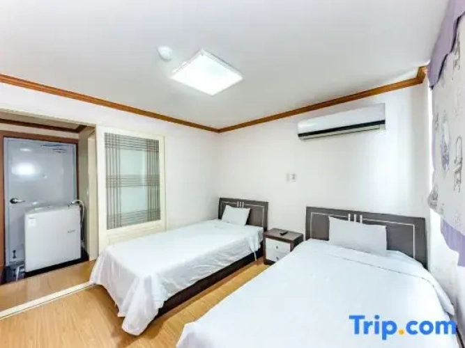 2 Bedrooms Standard Double room
