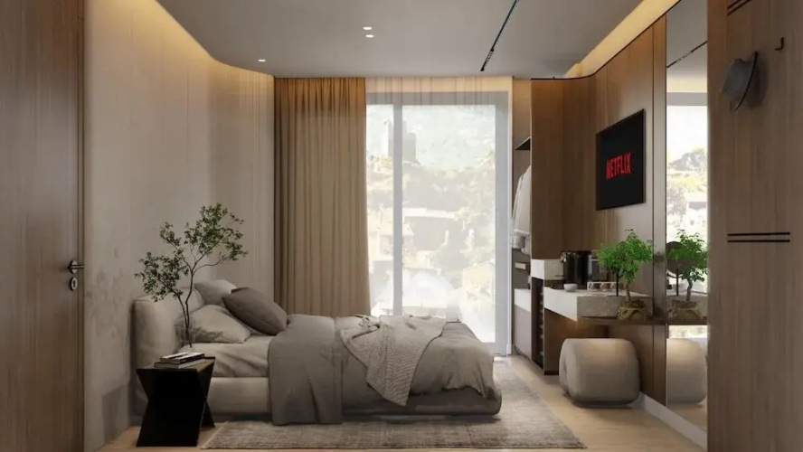 Monarc Hotel