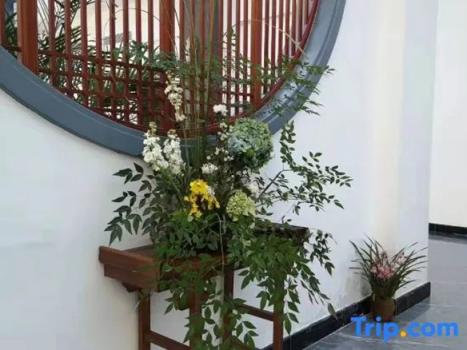 Yunmeng Resort Hotel
