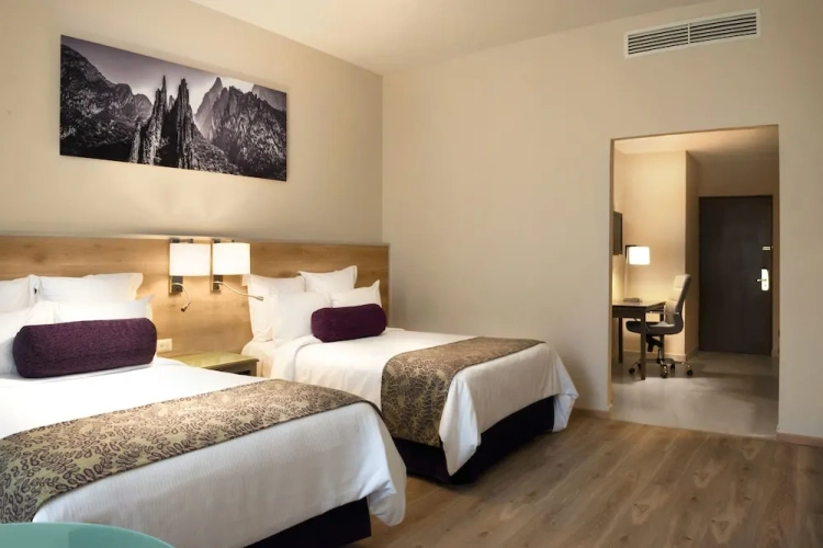 Deluxe Quadruple room