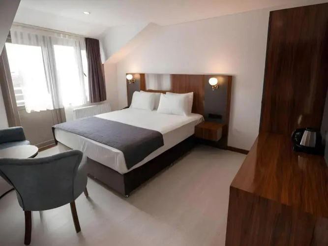 Med Airport Hotel