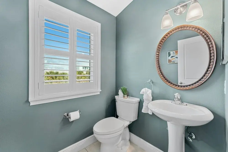 3811 Ocean Beach Blvd