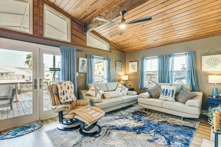 2 Bedrooms Cottage