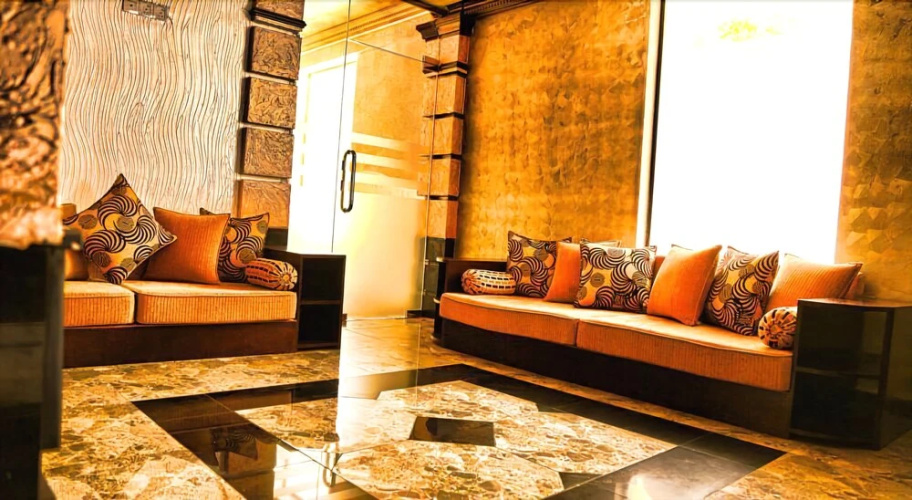 Ceylon City Hotel