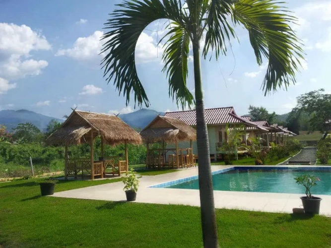 2 Bedrooms Double Family Bungalow