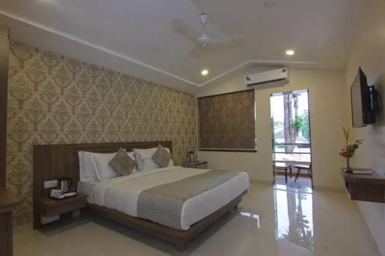 Sunshine Resort