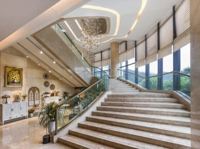 Minzhong Grand Hotel