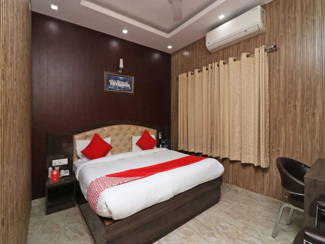 OYO 1125 Hotel City Point