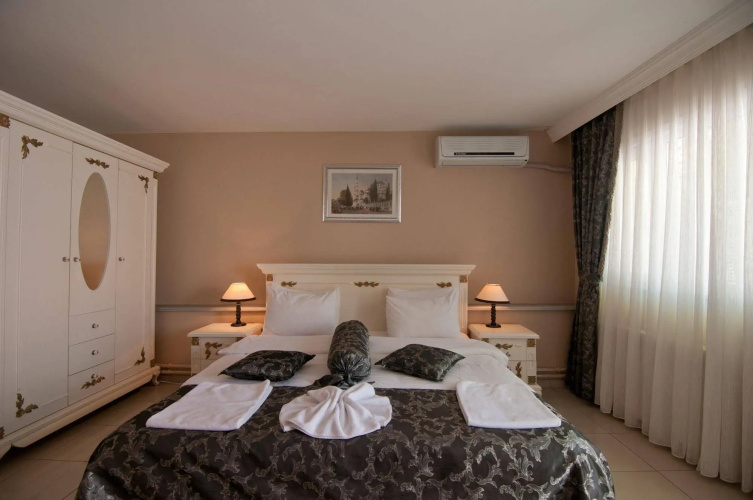 Safran Suites