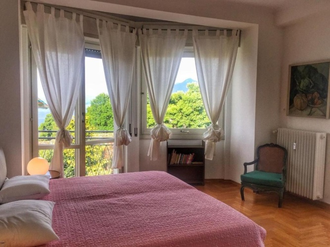 3 Bedrooms Apartment