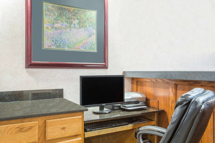 Knights Inn Madera