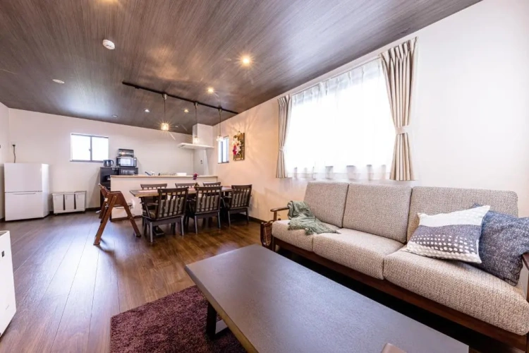 3 Bedrooms Villa